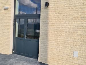 Kamień Elewacyjny - Paski PERLATINO 4 – Hurtownia Kamienia El-Pol